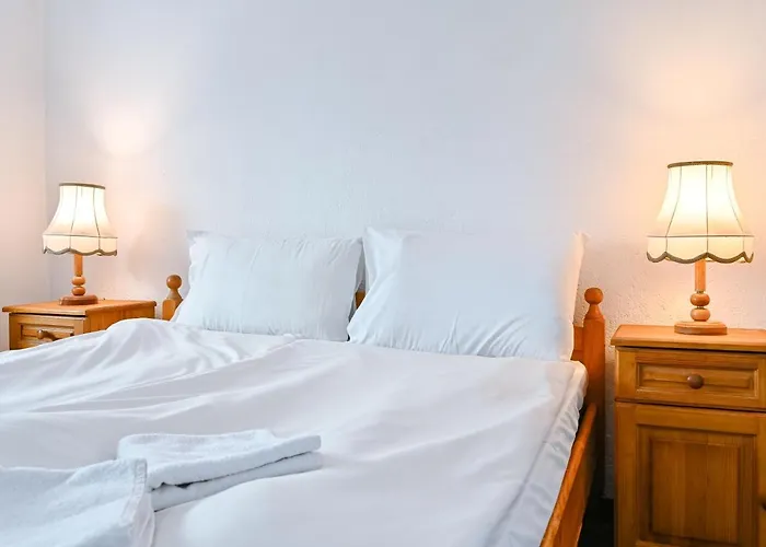 феникс 2* Csepelare